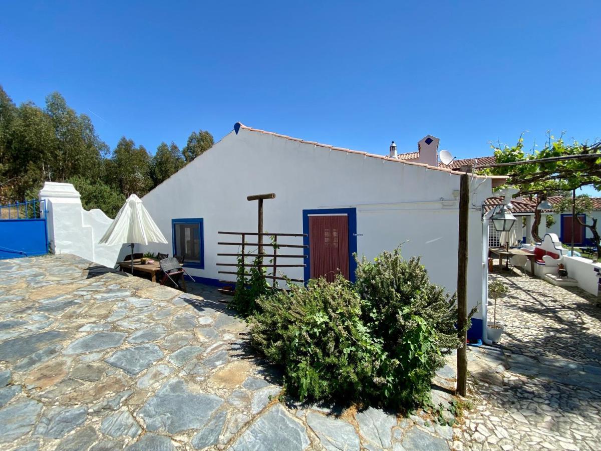 Quinta Alfaval Guest House Redondo Exterior photo